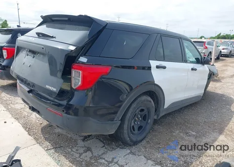 2023 Ford Police Interceptor z USA, uszkodzony, nr VIN 1FM5K8AB5PGC00433